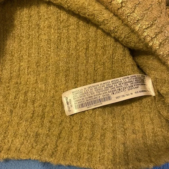 Gold Metallic Sweater - Picture 5 of 5